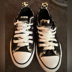 Toddler Girls black & Leopard converse